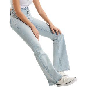 American Eagle Super Hi-Rise Flare Jeans (NWOT)